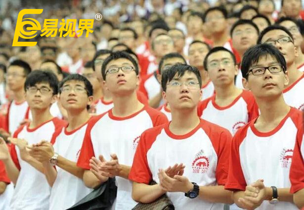 兒童近視與看書玩電腦無(wú)關(guān)_易視界